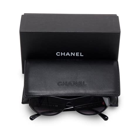 Chanel 5415 Black Cat